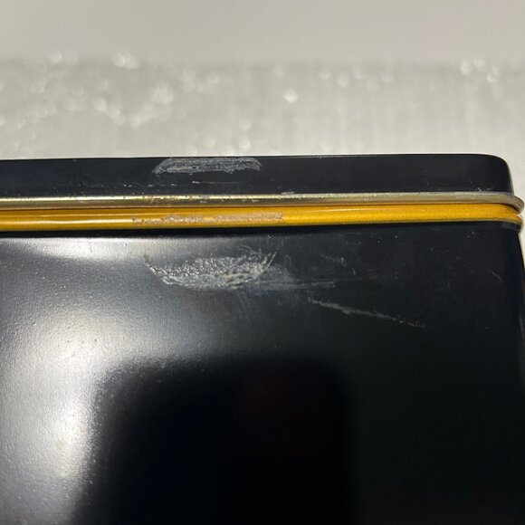 Eaton's Metal Tin - Picture 3 of 7